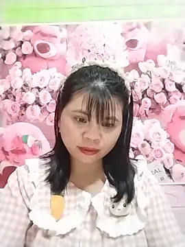 Xuka_lyss live cam on StripChat
