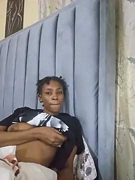 slim_ebon live cam on StripChat
