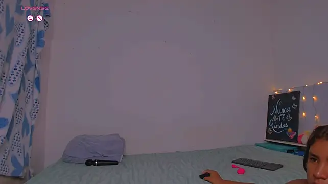CoupleTemptation live cam on StripChat