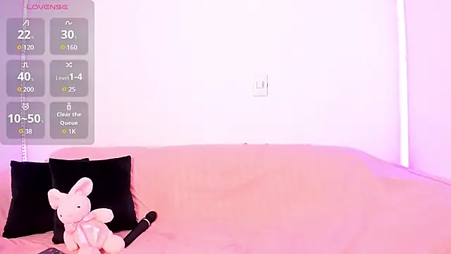 lily_woods live cam on StripChat