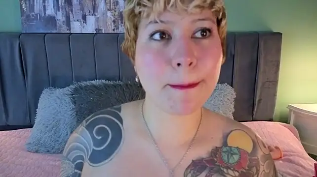 Anna_Pinup_x live cam on StripChat