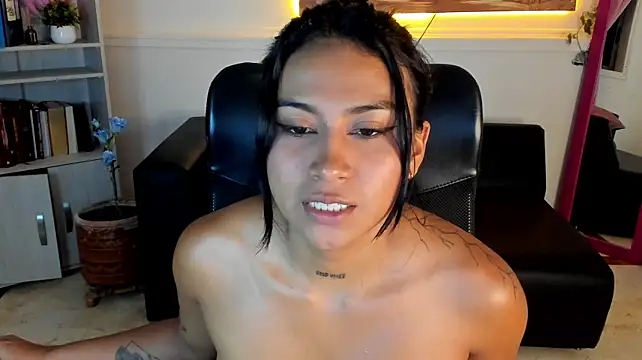 chel_moon