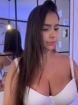 Mau_White