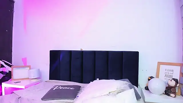 melanie_roux__