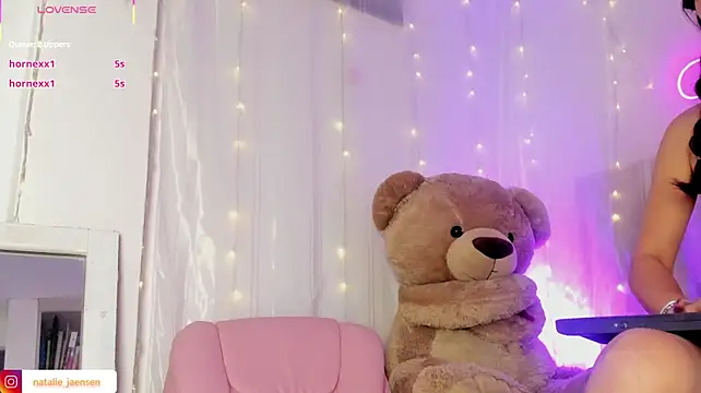 natalie_jaensen webcam