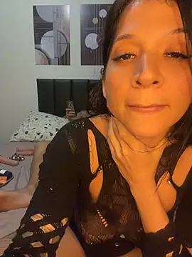 BiaDomeBiaDominatrix live cam on StripChat