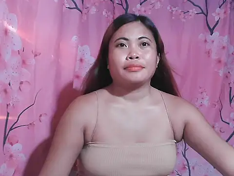 Hot_Samantha4u live cam on StripChat