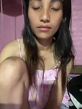 Linny_sexy live cam on StripChat