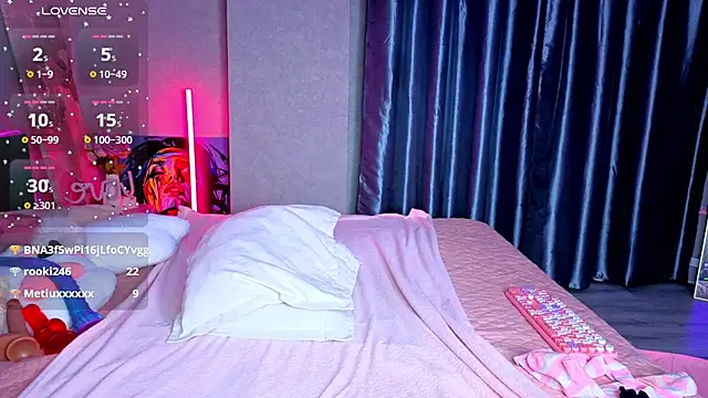 KittieHeart live cam on StripChat