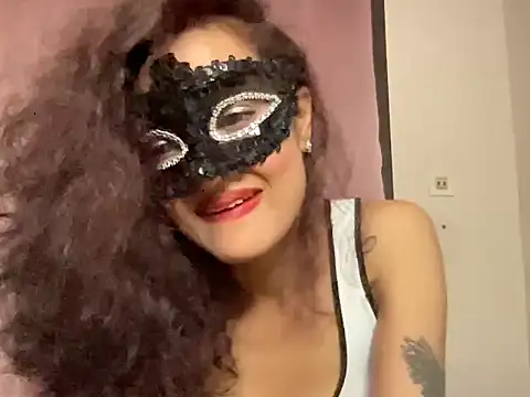 scarletseductive (F milf) - Make me go on a date with you
