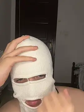 mehdi_krr1 (M young) - Buying sex toys