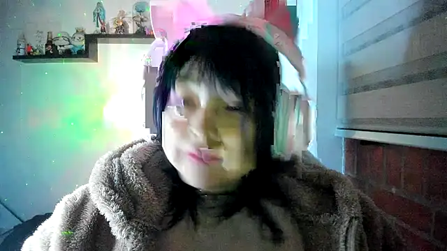 shaddycute_ (F milf) - Play with me by making my Lush vibrate.