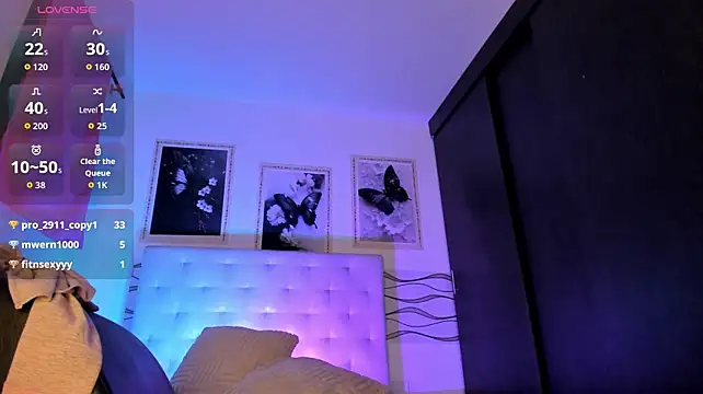 LilithVelovva live cam on StripChat