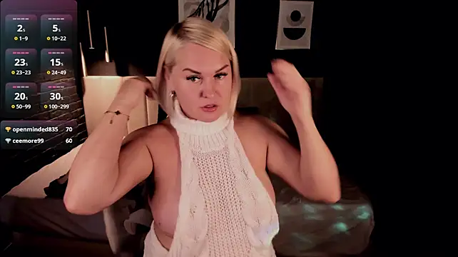 YolandaKiss live cam on StripChat