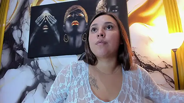 LizzRouse live cam on StripChat