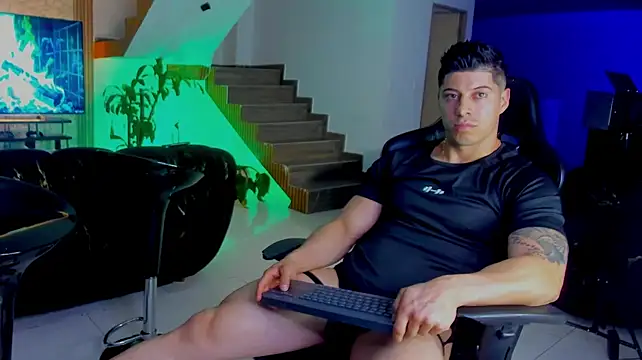 lukas_green11 live cam on StripChat