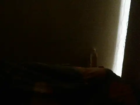 prettyl8 live cam on StripChat
