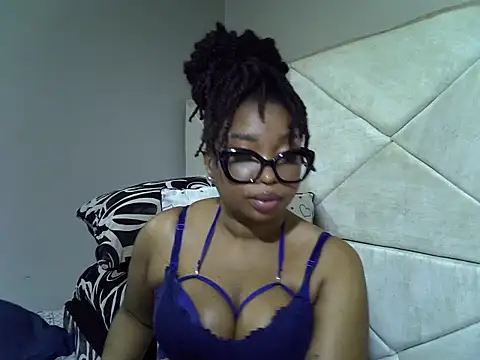nia_onyx