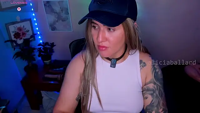Aliciaballard_