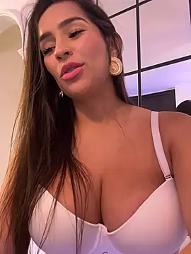 Mau_White