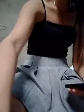 TrucBaby live cam on StripChat