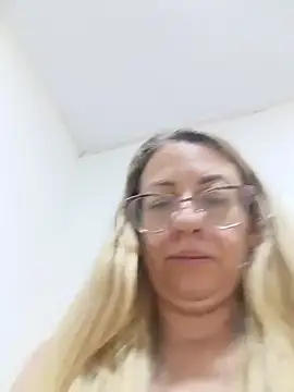 miss_hanna07 live cam on StripChat