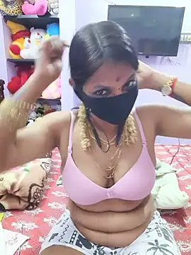 Tamil_Ishu live cam on StripChat