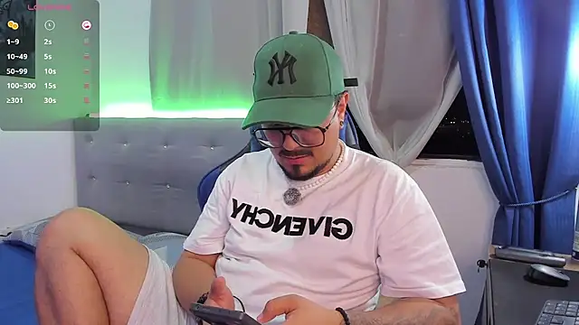 DaviidEvans_ live cam on StripChat