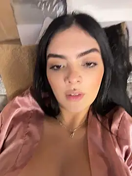 AliceRitter live cam on StripChat