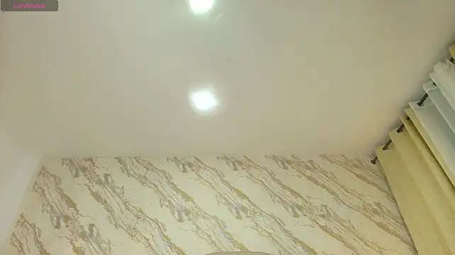 sofi_delight live cam on StripChat