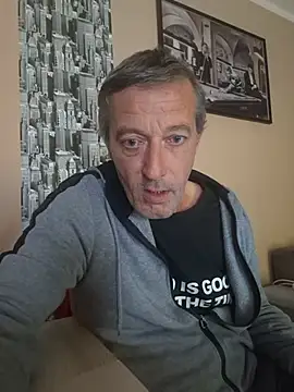 oralchtivy12 live cam preview