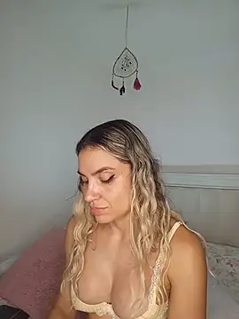 ASHLEY_BLAIR live cam preview