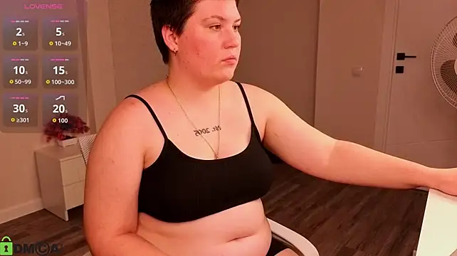 Milky_Waily live cam on StripChat