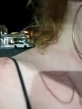 nakedgarbageperson (F young) - Cross the street 1titty out