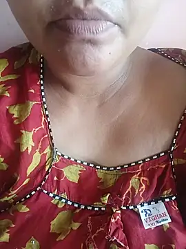 tamil_queen_29 live cam on StripChat