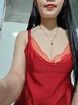 Vyvvyy96 live cam on StripChat