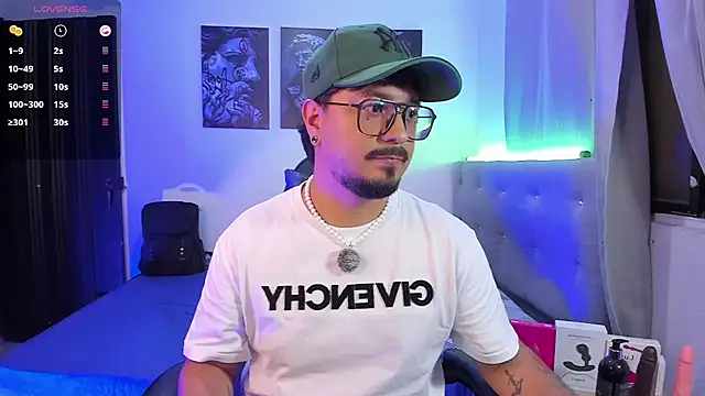 DaviidEvans_ live cam on StripChat