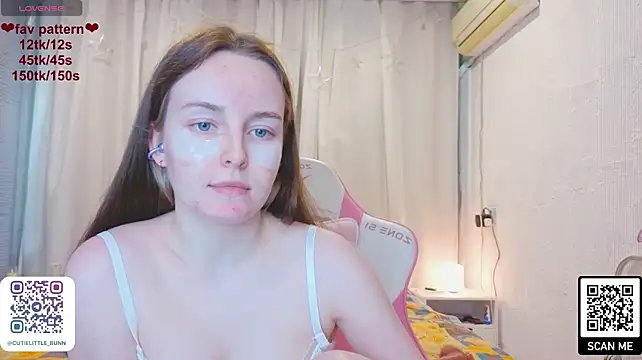 bae_cake_ live cam on StripChat