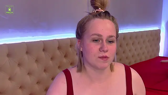 stacy_moorex live cam on StripChat