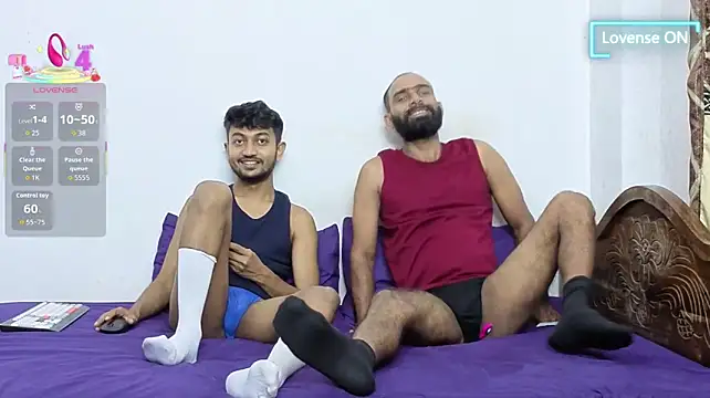 DesiDaddyandSon webcam