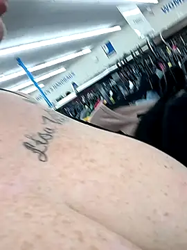 nakedgarbageperson live cam on StripChat