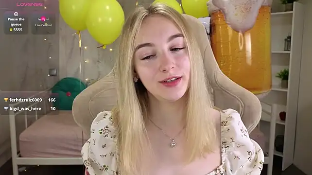 Shy_Polly