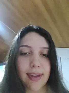 Bella_Karoline