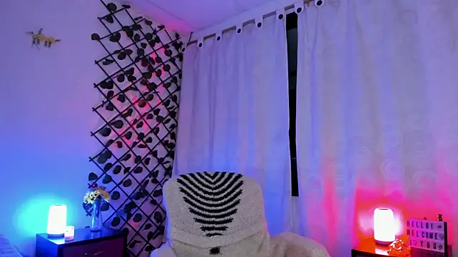 cailynhot live cam on StripChat
