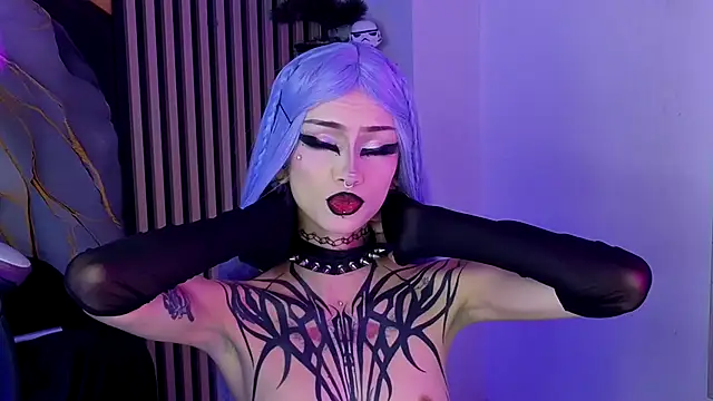 chloe_jacksonn live cam on StripChat