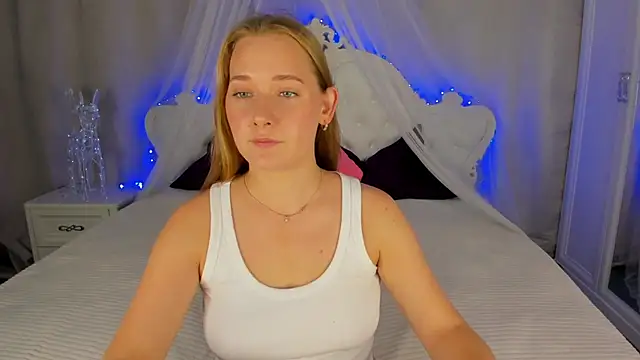 AlinaVice webcam