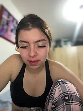 Cloew_Marz live cam on StripChat