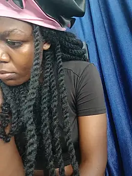 Black_prettty live cam on StripChat