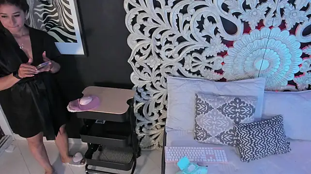 Ammy_nova live cam on StripChat