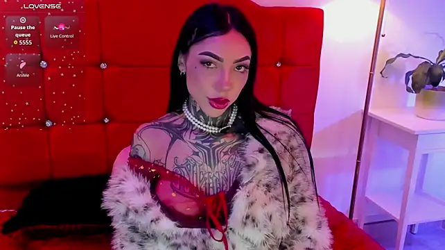 NinaVall